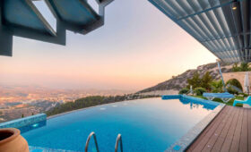 Best-Lodges-with-Infinity-Pools-Overlooking-Wildlife