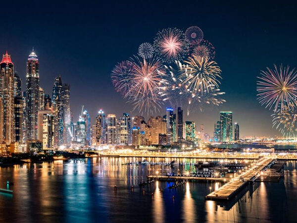 Experience-Dubai-with-Mandari-Travel