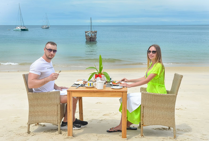 Romantic Dinners on Zanzibar Beaches