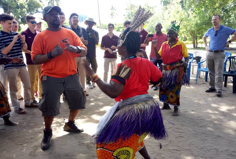 Dance Like a Local: Cultural Performance Tours