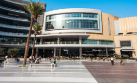 Exploring-Dubai-Mall-A-Shopper’s-Paradise-for-East-Africans