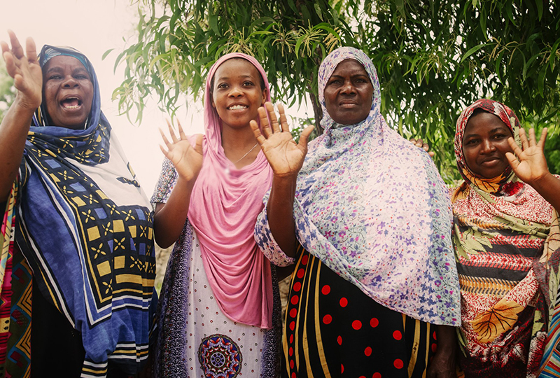 Understanding Tanzanian Etiquette & Social Norms