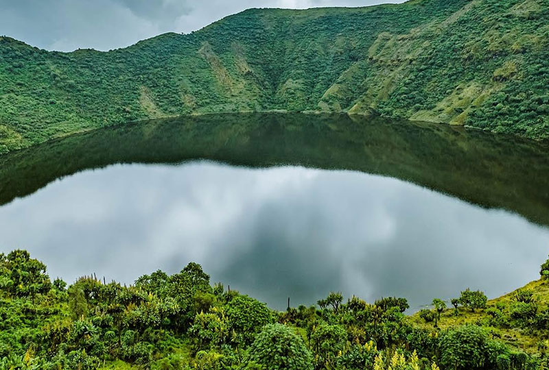 Volcano Hiking in Rwanda: Mount Bisoke Adventure