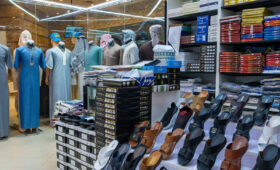 Where to Buy Traditional Emirati Clothing in Dubai