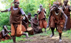 Batwa -Cultural-Experience -and -Primate-Trekking