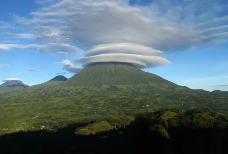 Volcanoes- and -National-Parks- in -Uganda
