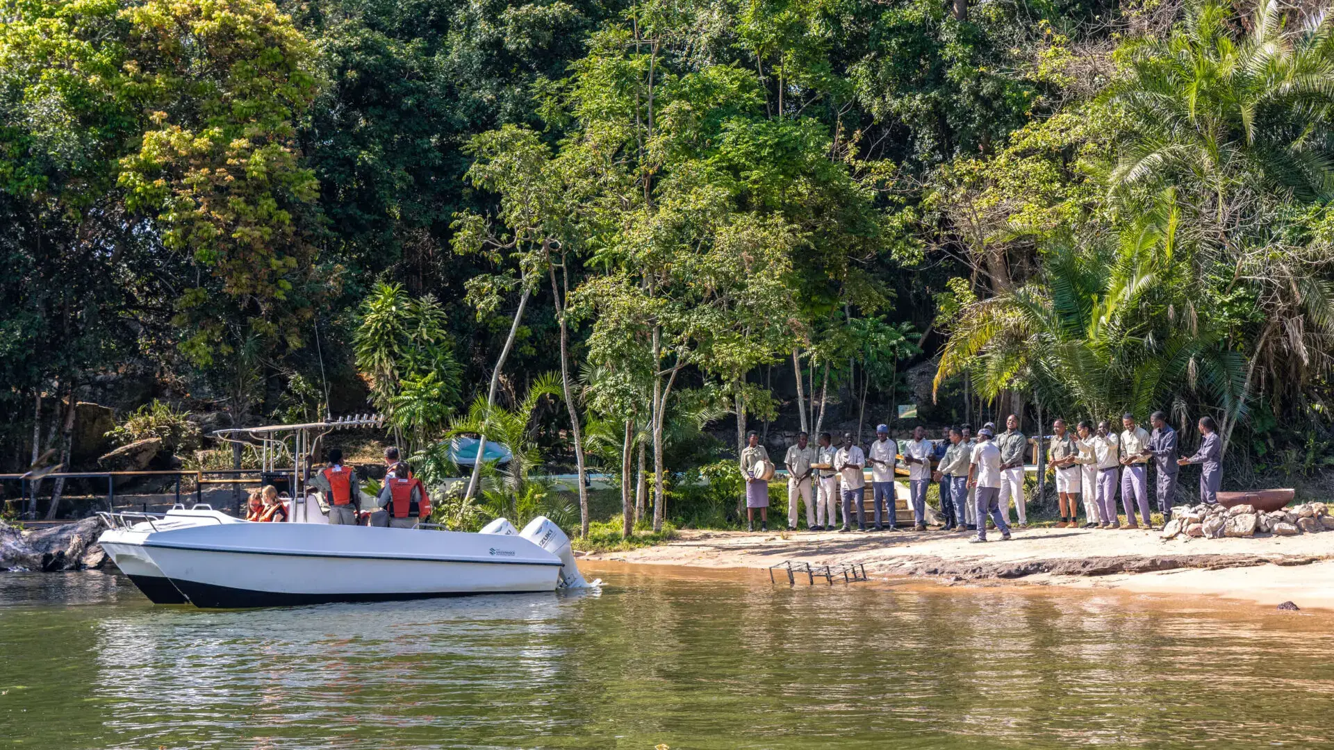 Lake- Victoria- Boat -Tour- Day -Trip