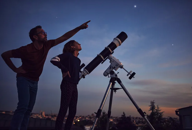 Using a Telescope for Tanzanian Stargazing Adventures